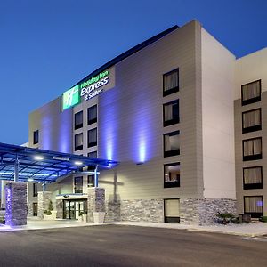 Holiday Inn Express & Suites Jackson Downtown - Coliseum, An Ihg Hotel